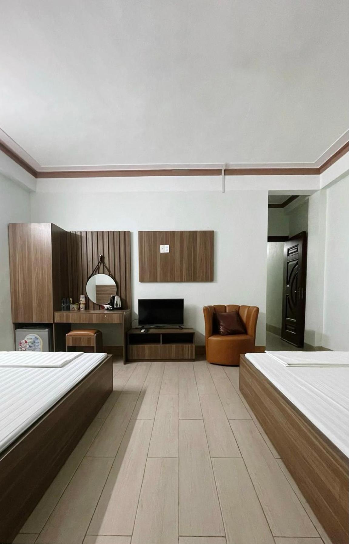 Cuong Thinh Hotel Song Cong Extérieur photo